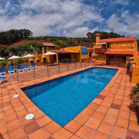 Casas Lola y Rafael B Guest House Moya  Екстериор снимка