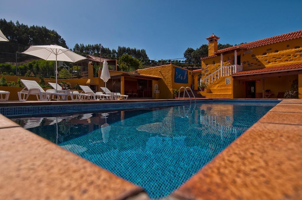 Casas Lola y Rafael B Guest House Moya  Екстериор снимка