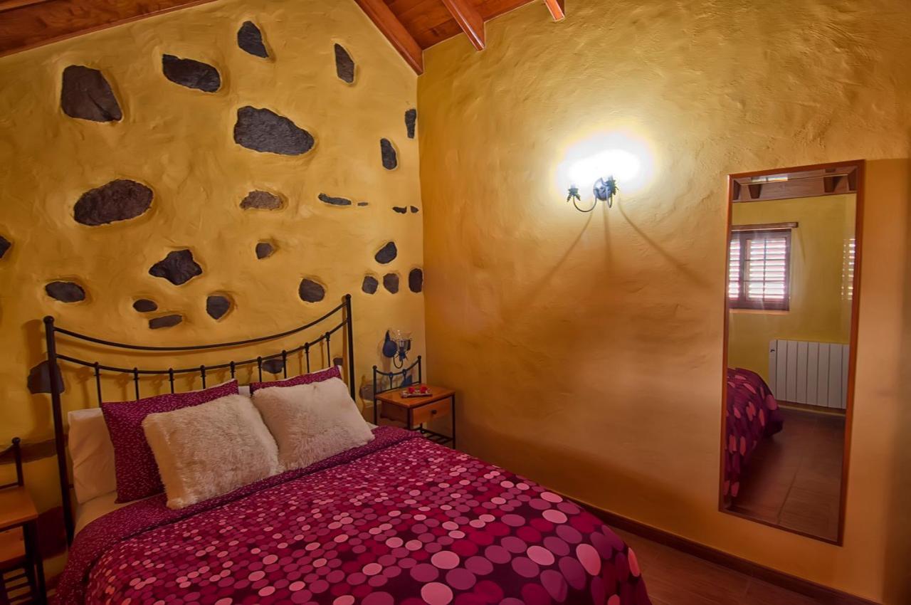 Casas Lola y Rafael B Guest House Moya  Екстериор снимка