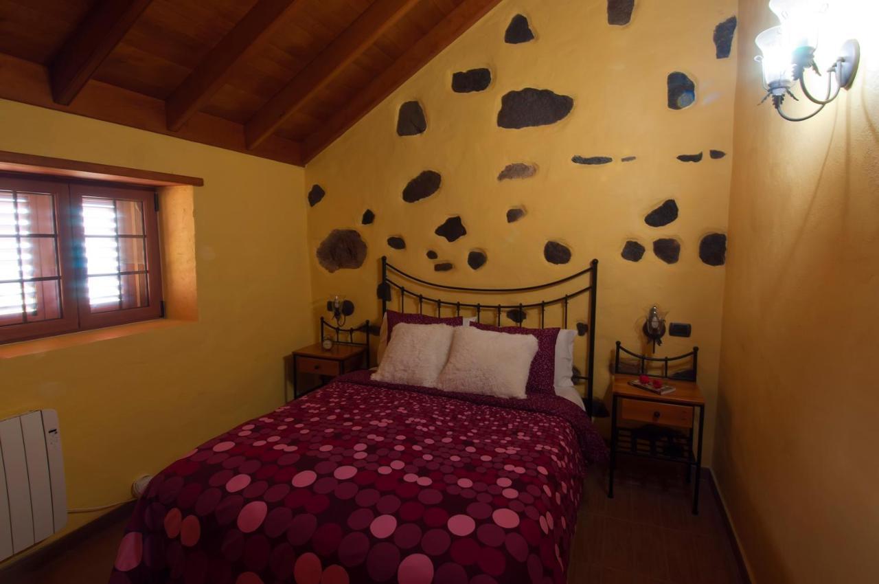 Casas Lola y Rafael B Guest House Moya  Стая снимка