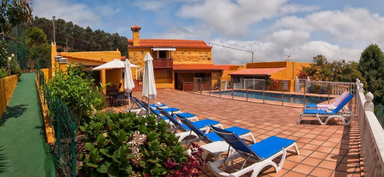 Casas Lola y Rafael B Guest House Moya  Екстериор снимка