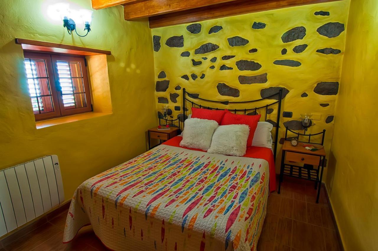 Casas Lola y Rafael B Guest House Moya  Екстериор снимка