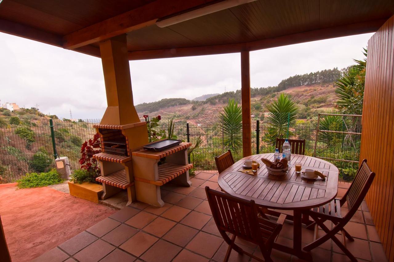 Casas Lola y Rafael B Guest House Moya  Екстериор снимка